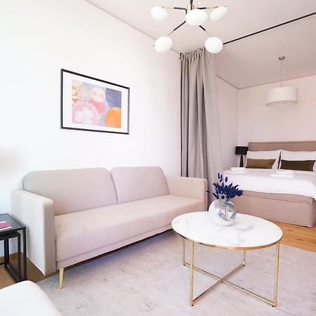 Boutique Studio With Terrace And Pool Wien Eksteriør bilde