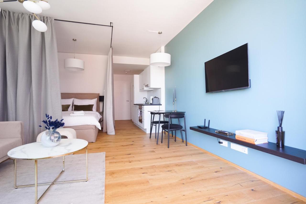 Boutique Studio With Terrace And Pool Wien Eksteriør bilde