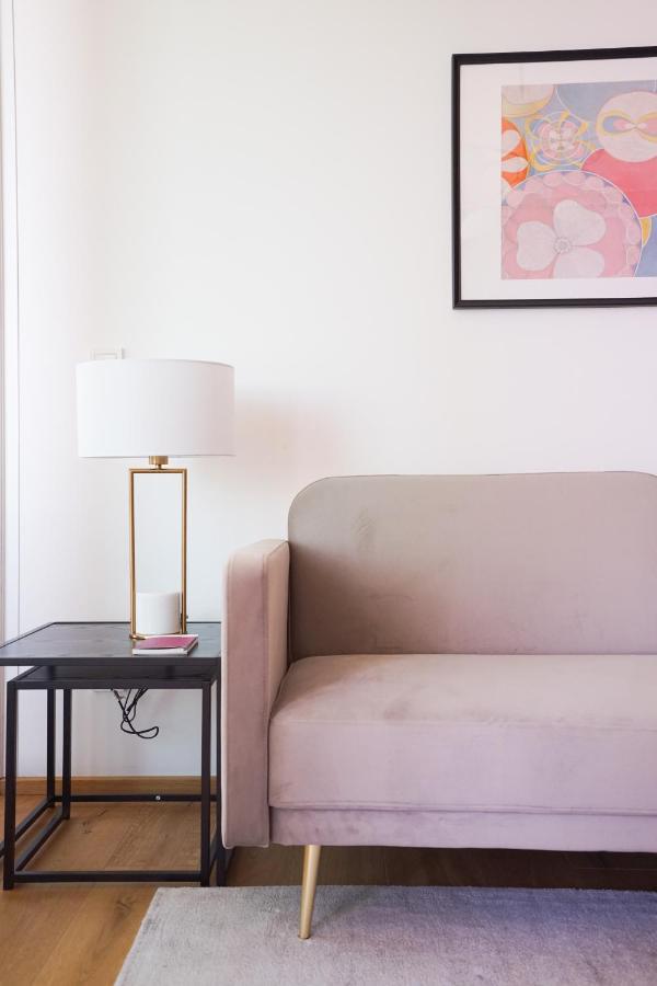 Boutique Studio With Terrace And Pool Wien Eksteriør bilde