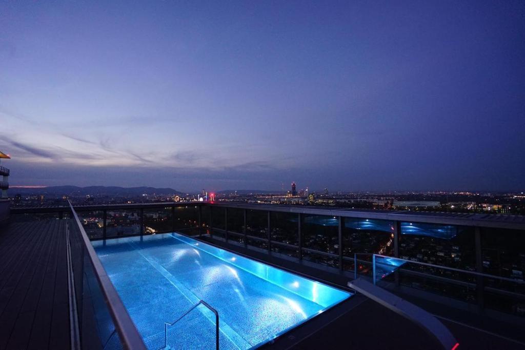 Boutique Studio With Terrace And Pool Wien Eksteriør bilde